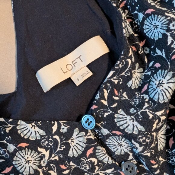 LOFT Blue Floral, Short-Sleeved Romper (Size S) - Picture 5 of 7